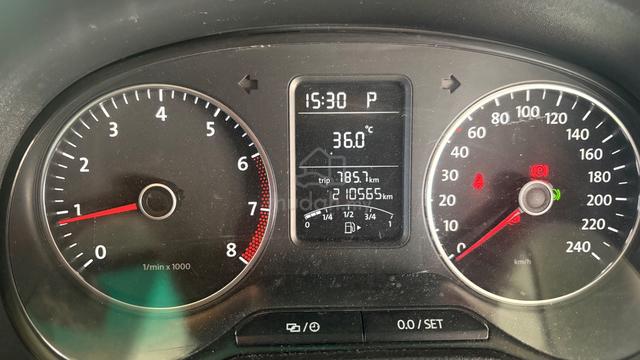 2015 Volkswagen POLO 1.6 FACELIFT (A) - 2