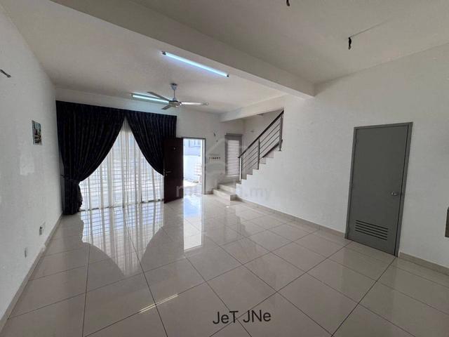 Bandar Botanic Klang Impian 10 Double Storey House Basic For rent 1