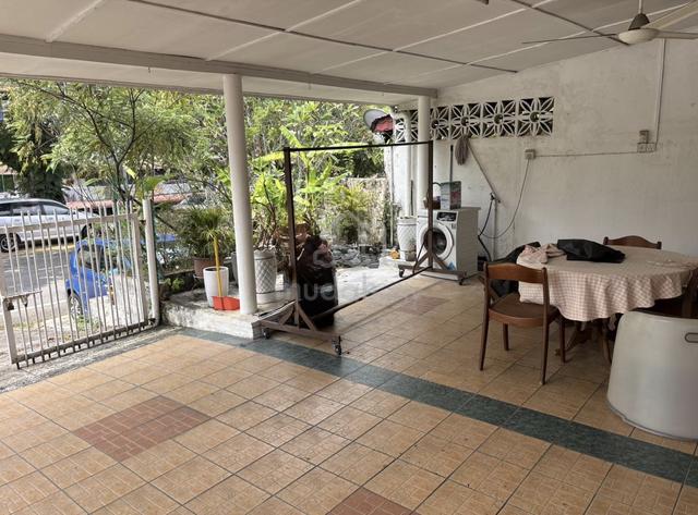 Section 17 Petaling Jaya (1 Storey 22x65sf) 1