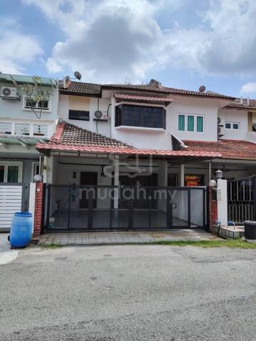 Partly furnished 2 storey landed house in sg long nr utar 1