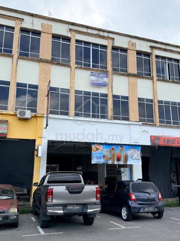Muara Tuang Shoplot | 25% Below Value  | Rental RM2500 | 3 Store 1