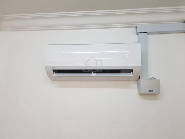 Fully furnished room with aircond at Regency Condominium Klang 5