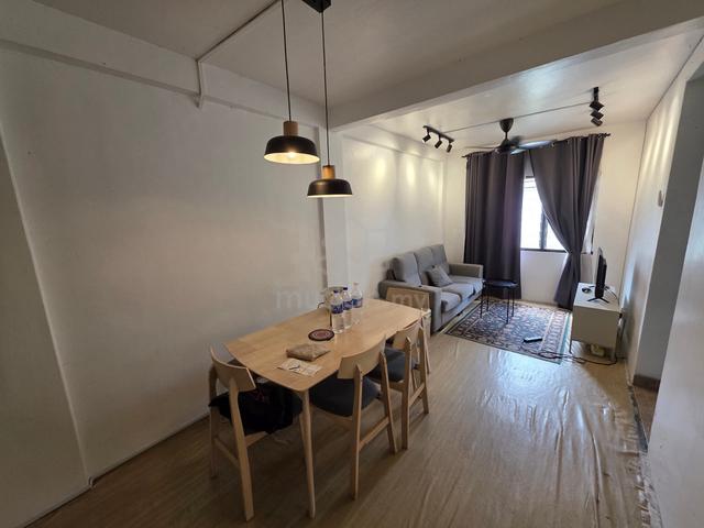 Flat PKNS Seksyen 7 Shah Alam 1