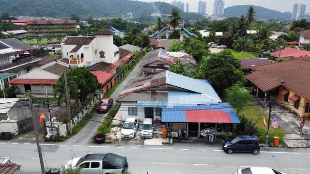 Tanah dengan 8 pintu rumah sewa Uu Kelang , Selangor dekat Zoo Negara 1
