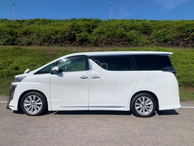 Toyota VELLFIRE 2.5 ZA Sunroof Medelista LKA PCS - 2