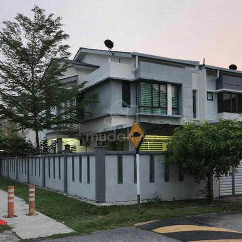 Double Story Taman PUTRA IMPIANA Puchong 1