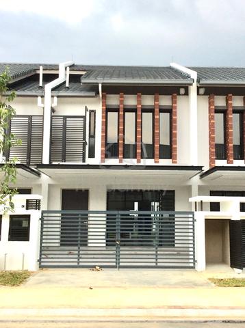 (READY MOVE IN) Elmina Valley 2, Shah Alam near Denai Alam 1