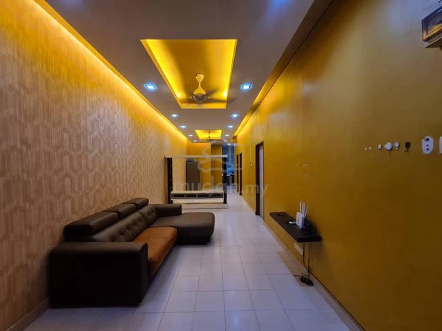 [Renovated] Single storey intermediate Bandar Putera 2, Klang 1