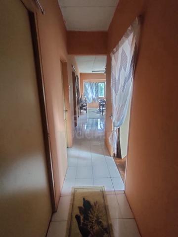 Impian Apartment 1