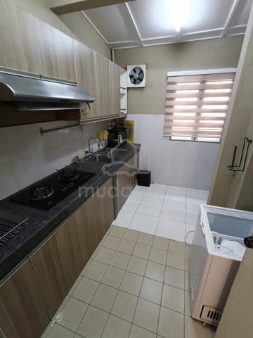 Rumah Teres 2 Tingkat, Alam Nusantara, Setia Alam 1