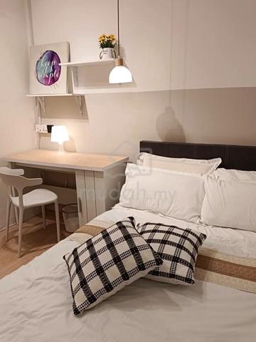 Batu Pahat|Room For Rent|female 1