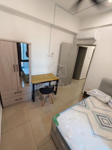 Promenade Bayan Baru Room For Rent Full Furnished 1
