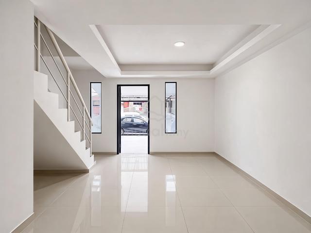 Jalan Seroja 23 @ Taman Johor Jaya, Low Cost 2 - Storey 1