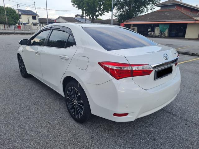 2013 /14 Toyota COROLLA ALTIS 2.0V (A) - 4