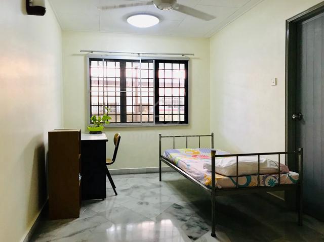 ROOM for rent, 1.5KM JALAN MERU (opposite High School Klang) 1