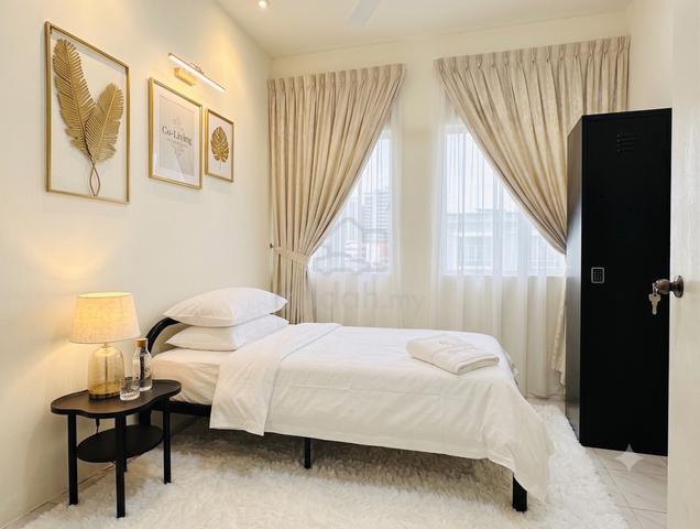 Bilik Single Selesa & Wifi, Rumah Landed Direct Owner 7 Minit ke UTeM 1