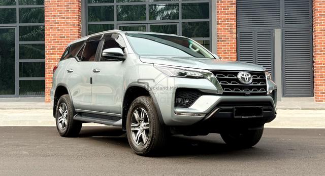 2024 Toyota FORTUNER 2.4 (A) Facelift Full Service - 1