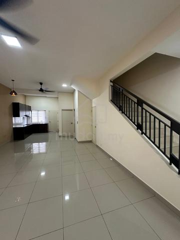 Monet Lily, Sunsuria City 1