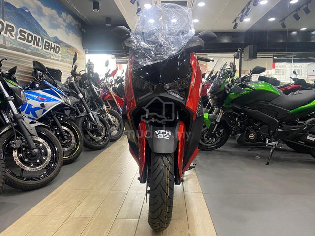 Yamaha XMAX 250 Forza Stock Ready & Zero Deposit - photo 3 of 10
