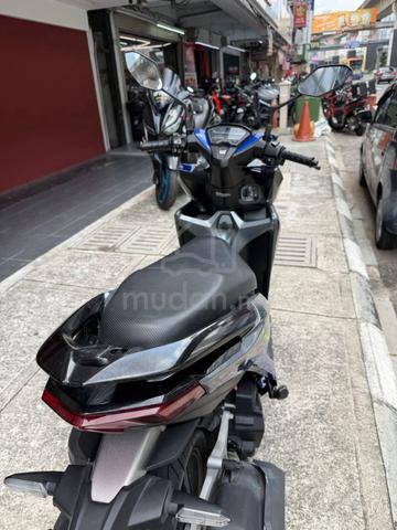 Carousel Image
