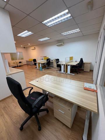 Fully Furnished Furniture 1st Floor Berjaya Park, Seksyen 32 Shah Alam 1