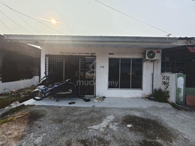 Taman Damai - Pontian , Single Storey Terrace For Sale [Depan Masjid] 1