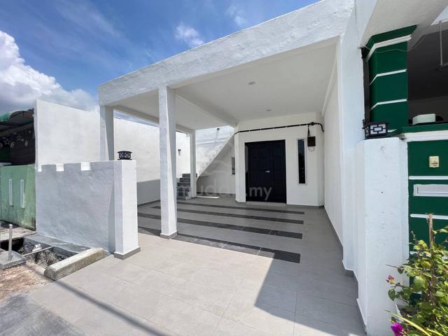 Taman Selasih Lukut Port Dickson Single storey house for sale 1