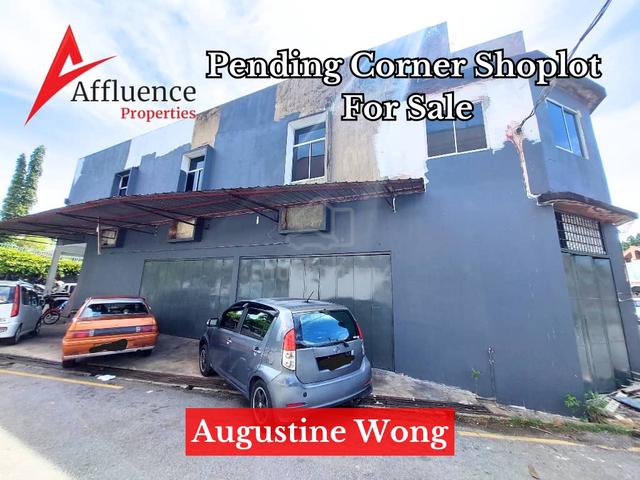 FOR SALE – 2-Storey Corner Shoplot @ Pending 1