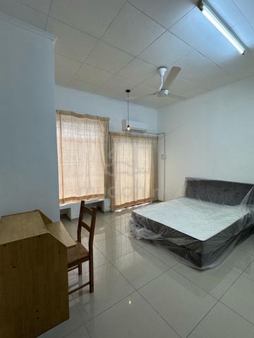 Puchong @ Taman Puchong Prima 4 @ Fully Furnished For Rent! 1