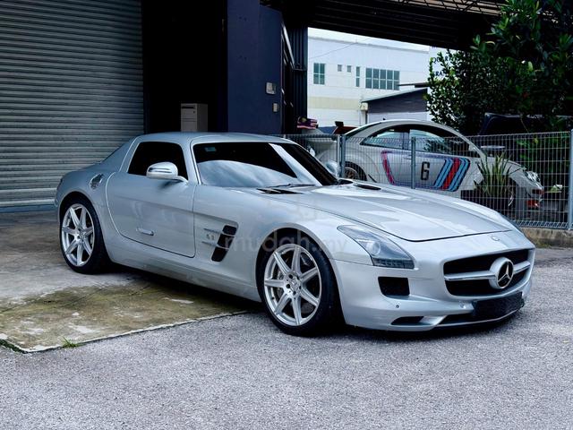 2010 Mercedes Benz SLS AMG - 2