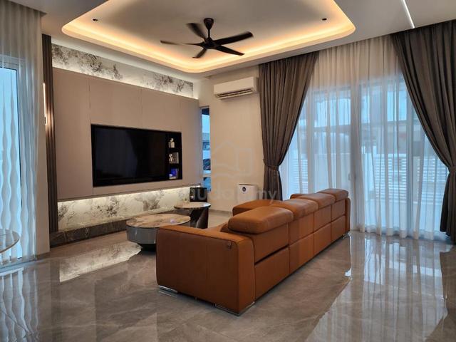 3 Storey Zerolot Bungalow [ALMA BM] Fully Renovated & Furnished Unit ! 1