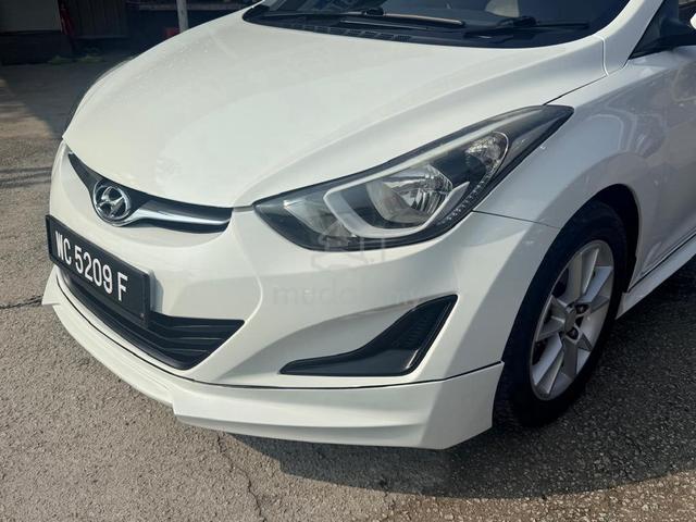 2015 Hyundai ELANTRA 1.6 ELEGANCE FACELIFT (A) - 4