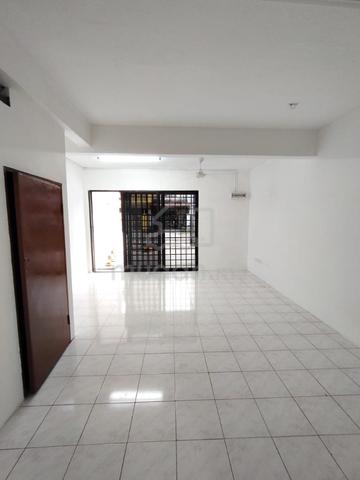 FOR RENT | Double Storey Low Cost Terrace @ Taman Desa Cemerlang 1