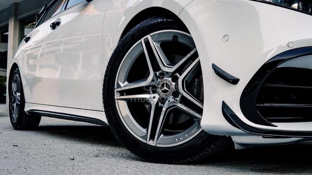 Mercedes Benz A180 1.3 AMG CONVERT A45S FLIFT 2020 - 5
