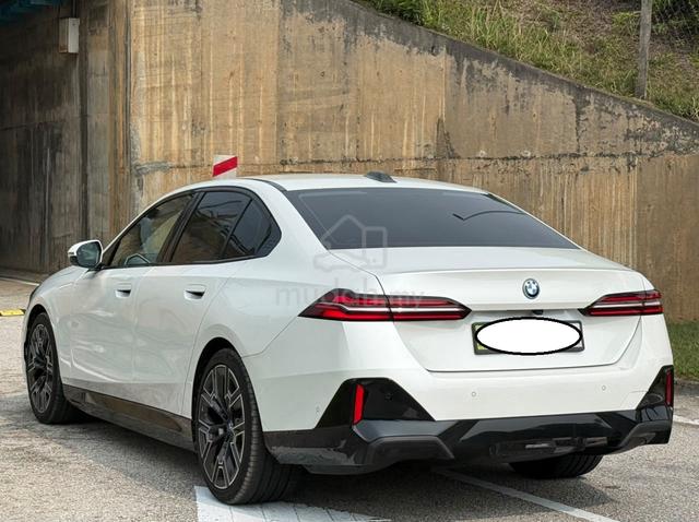 2024/25 BMW i5 eDRIVE40 MSPORT G60 (Mineral White) - 2