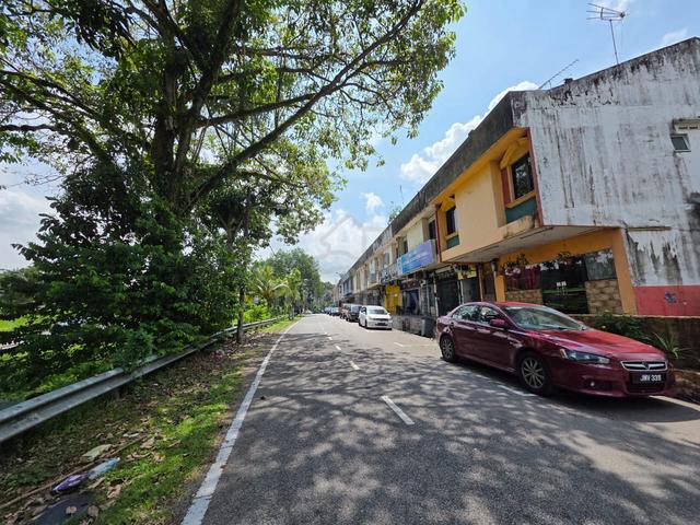 Taman Nora Double Storey Shop lot Full loan Ulu Tiram desa Cemerlang 1