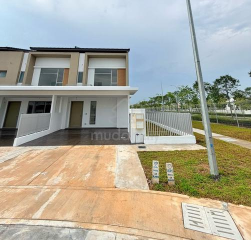 (PRIVACY END LOT UNIT!) 2 Storey Terrace, Mio Springs Gamuda Cove 1