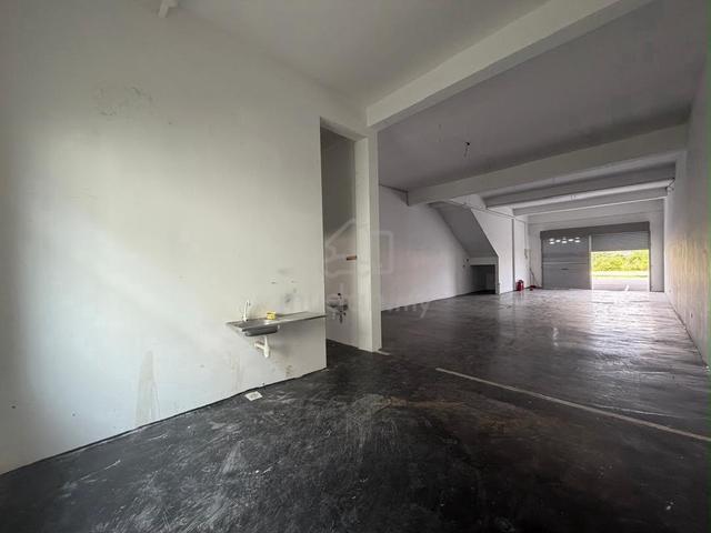 Pulai Mutiara Shop Ground Floor For Rent Nearby Gelang Patah Pulai 1