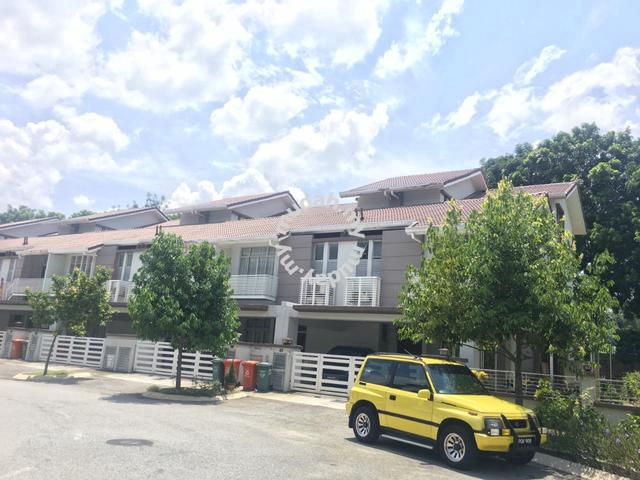 2.5 Storey Lower Price ! Precint 16 Putrajaya 1