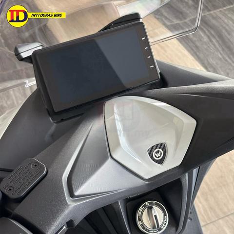 Carousel Image