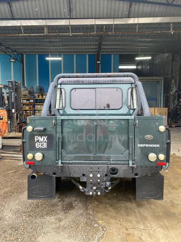 2016 Land Rover DEFENDER 2.2 110 XS MY2014 (M) - 5