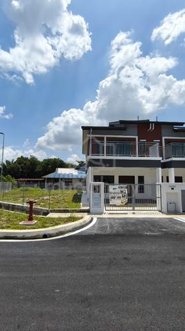 2storey Corner & Endlot Available (keutamaan pembeli melayu) 1