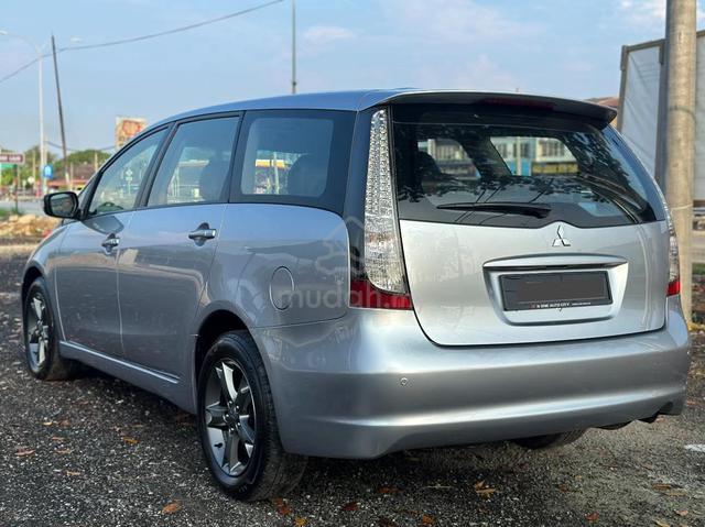 2008 Mitsubishi GRANDIS 2.4 FACELIFT (A) - 4