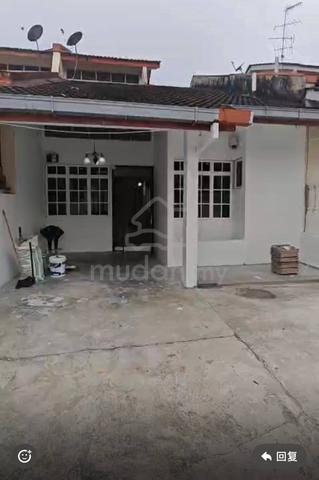 Taman Perling / Jalan Belibis / 1.5 Storey House / Near Jb town Ciq 1