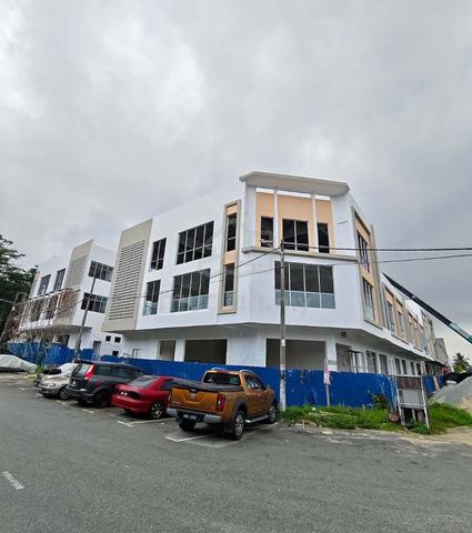 Ground Floor Corner Shoplot Cheras Jaya, Balakong 1