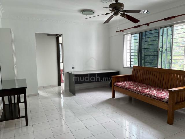 Taman Pekaka Apartment 1