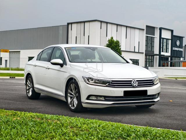 2019 Volkswagen PASSAT 2.0 HIGHLINE VW Service F/L - 1