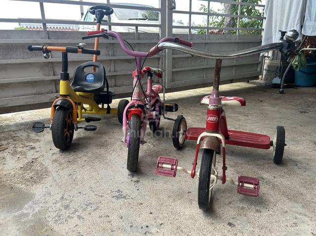 3x  bicycle & 1x Twin stroller  - photo 2 of 6