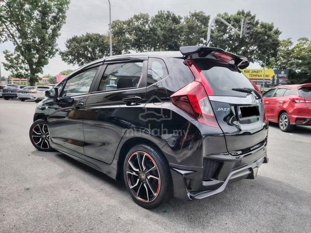 2015 Honda JAZZ 1.5 MUGEN (A)FULL LOAN/CARKING - 4
