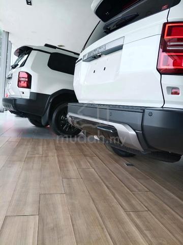 Low mileage 2025 Toyota Land cruiser VX 250 - 5